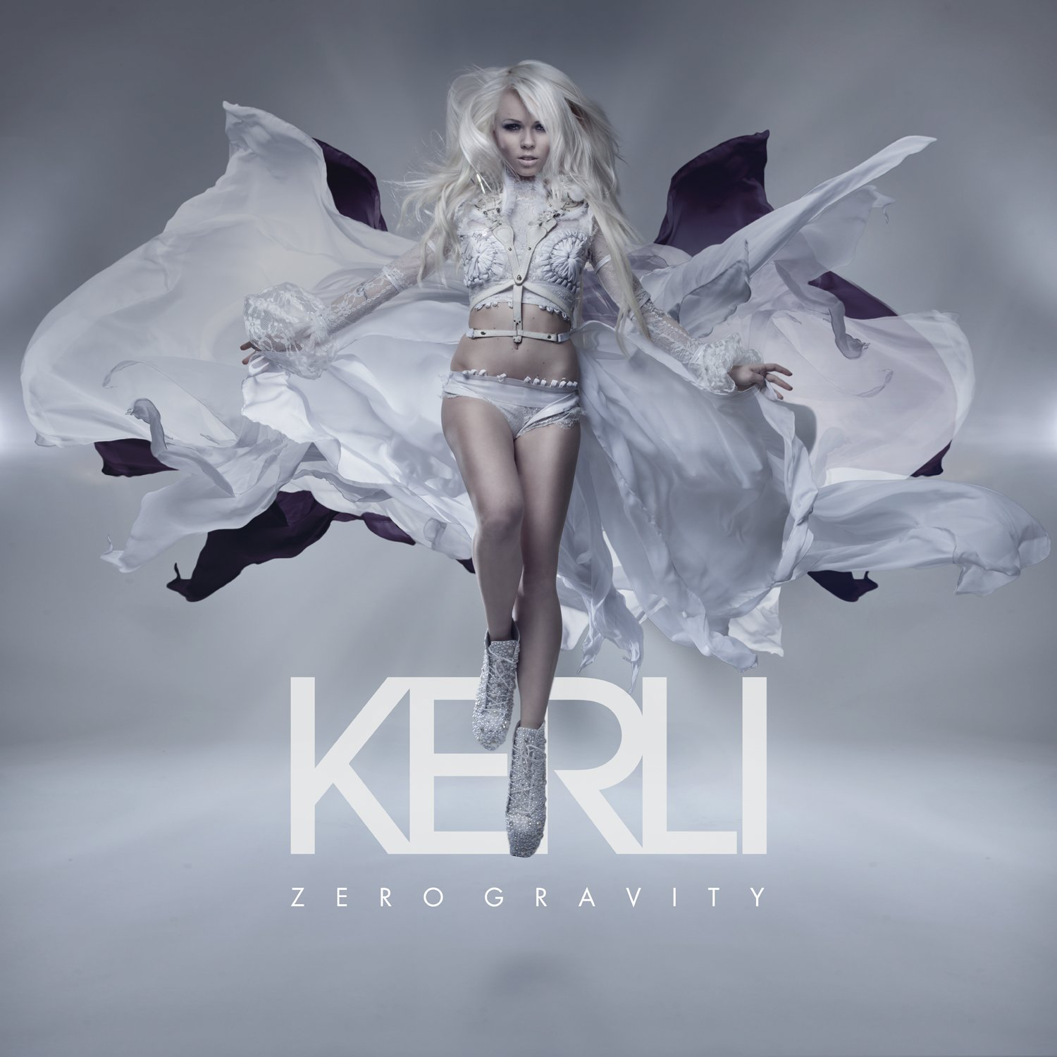 Kerli >> single "Diamond Hard" - Página 5 Kerli+-+Zero+Gravity+(2012)