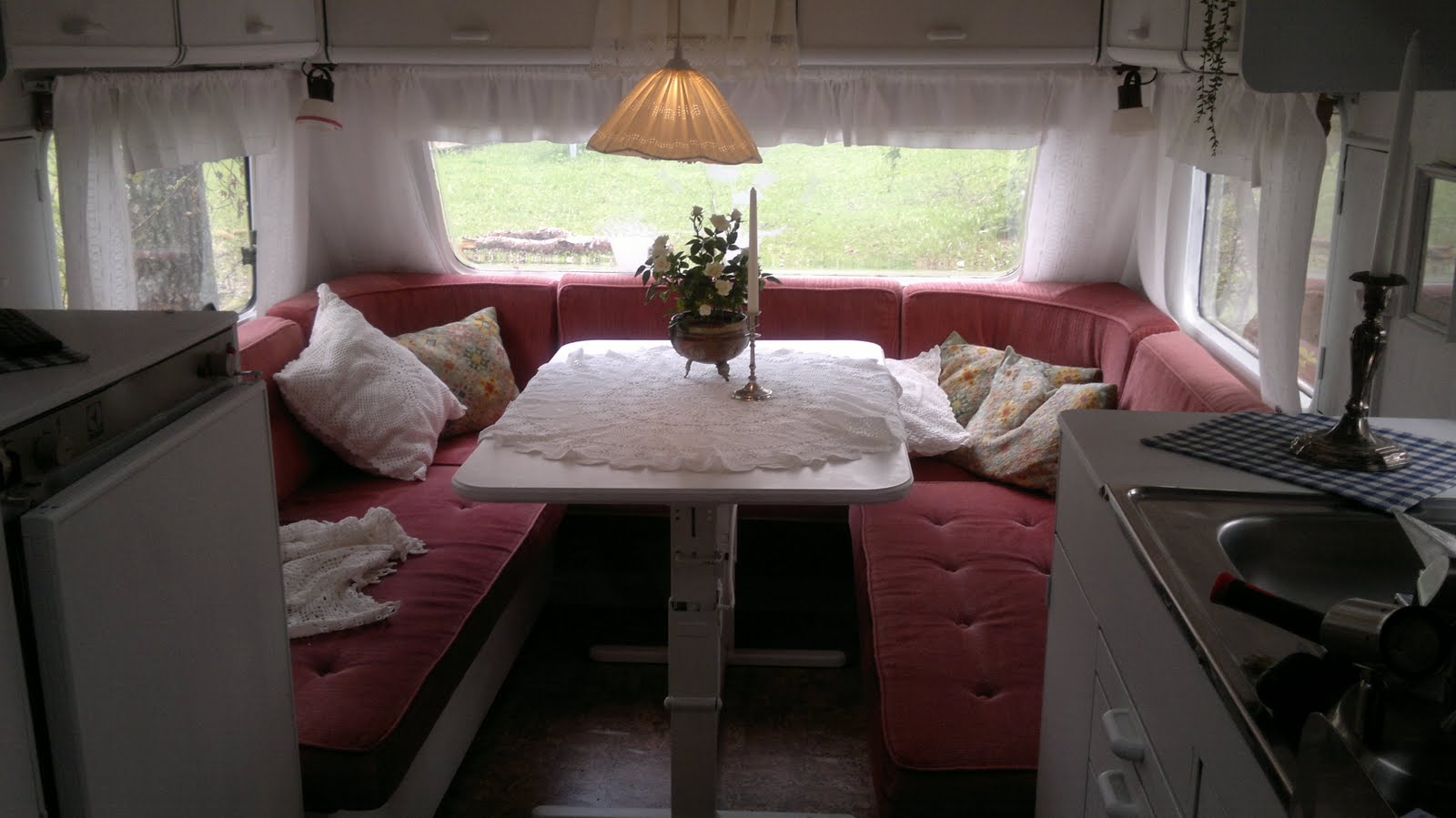 Ditt Medium...Din coach Birgitta Werner Shabby chic i husvagnen