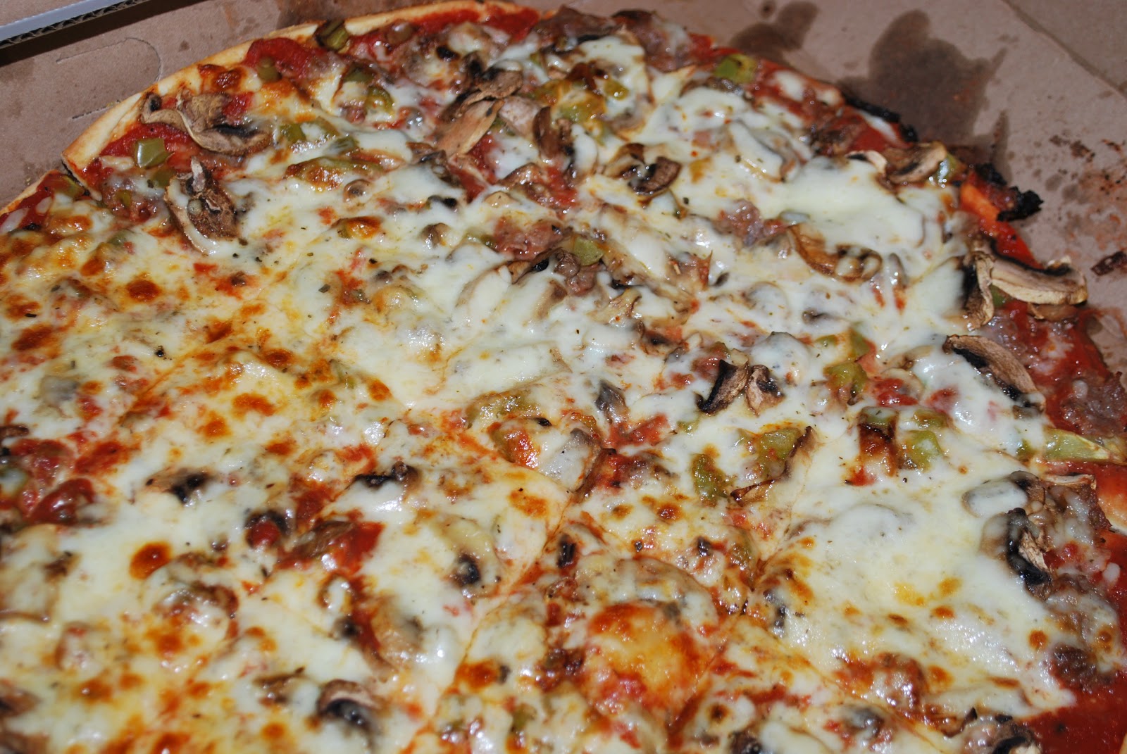 Brian Sandoval1 S Pizza Review At Waldo Cooney S Pizza One Bite