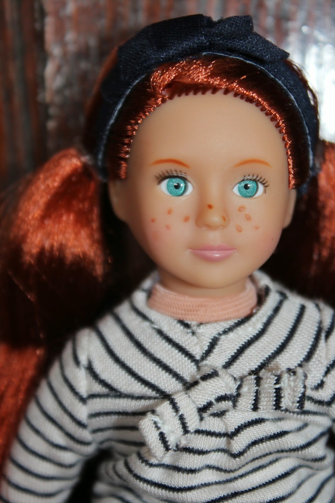 PLANET OF THE DOLLS: Living Dolls Week: Doll-A-Day 180 