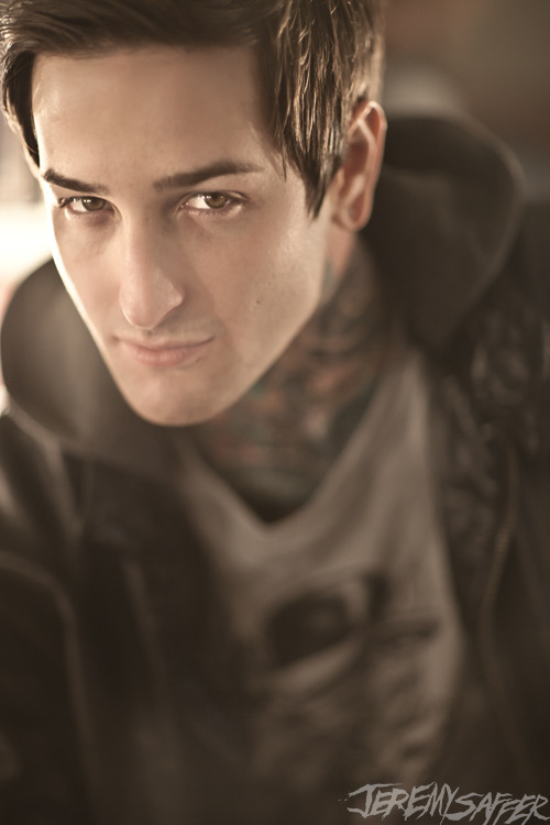 Hairstyle Oliver Sykes Kata Baca Q