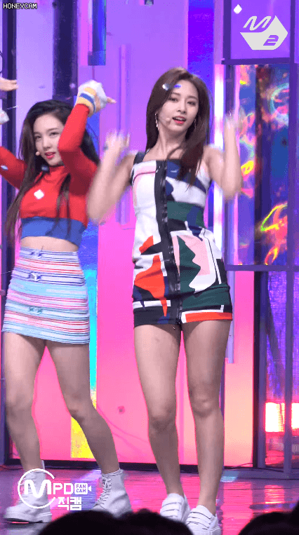 190425%2BMPD%2B%25EC%25A7%2581%25EC%25BA%25A0%2B%25EC%25AF%2594%25EC%259C%2584%2B6.gif