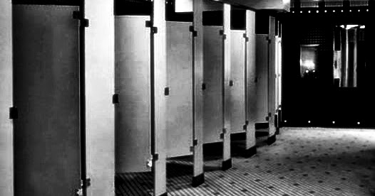 la puerta del baño - Terror General