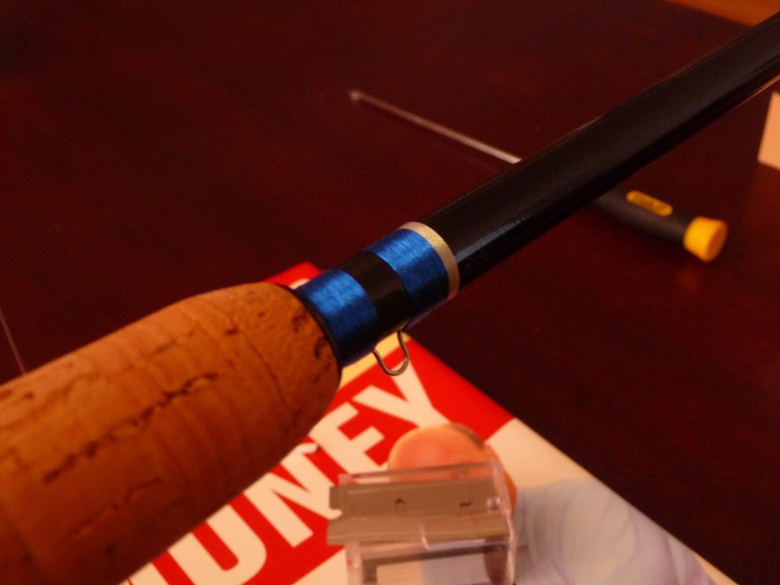 Arnaud' DIY and Tutorials Rod Building 101 Part 3 Wrapping the Hook