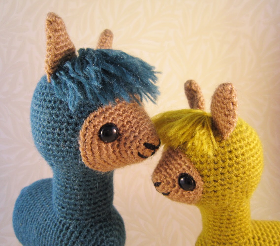LucyRavenscar - Crochet Creatures: Alpaca Family Pattern