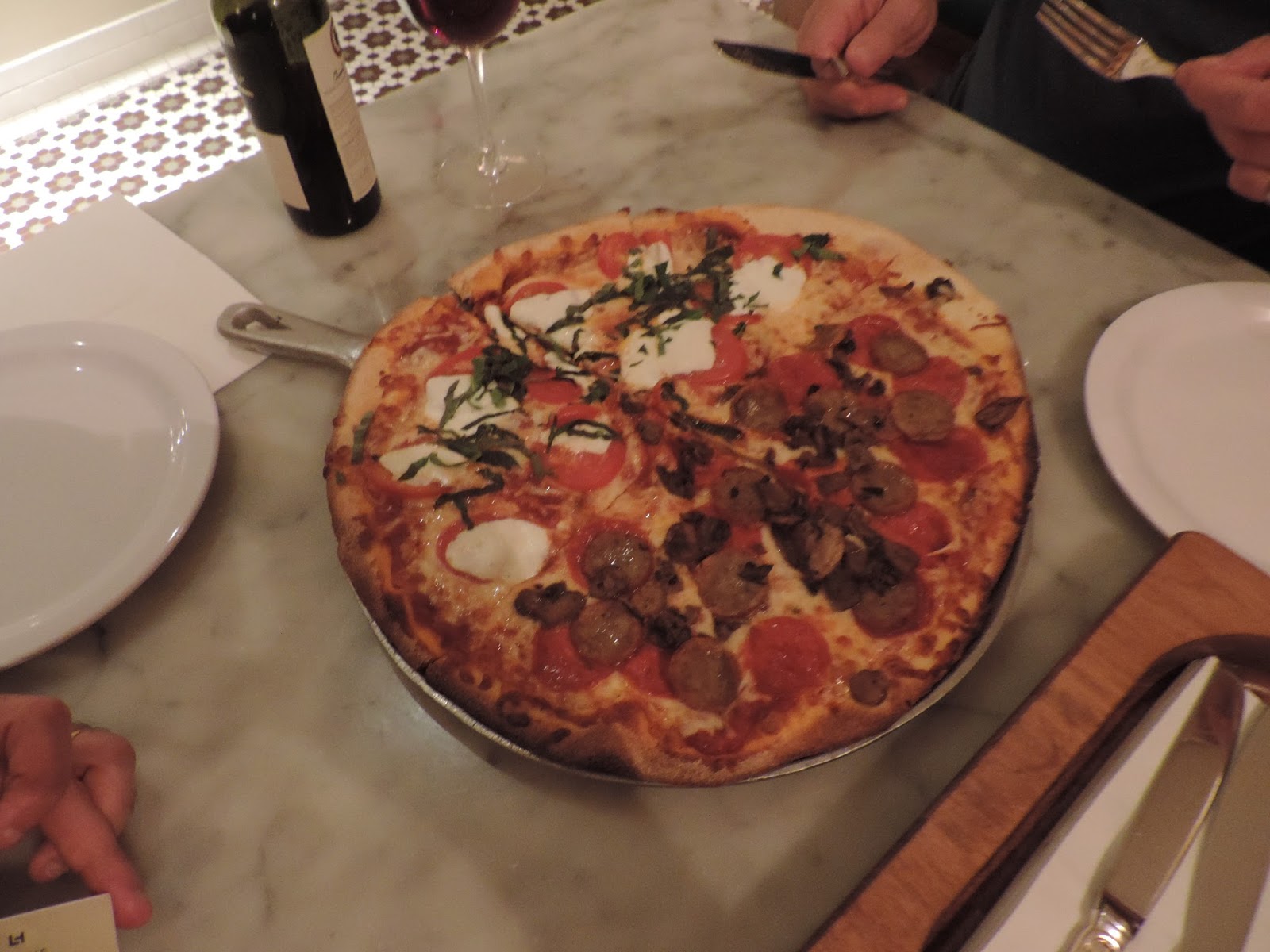 Orlando em Família SAL'S MARKET DELI A PIZZARIA DO PORTOFINO HOTEL