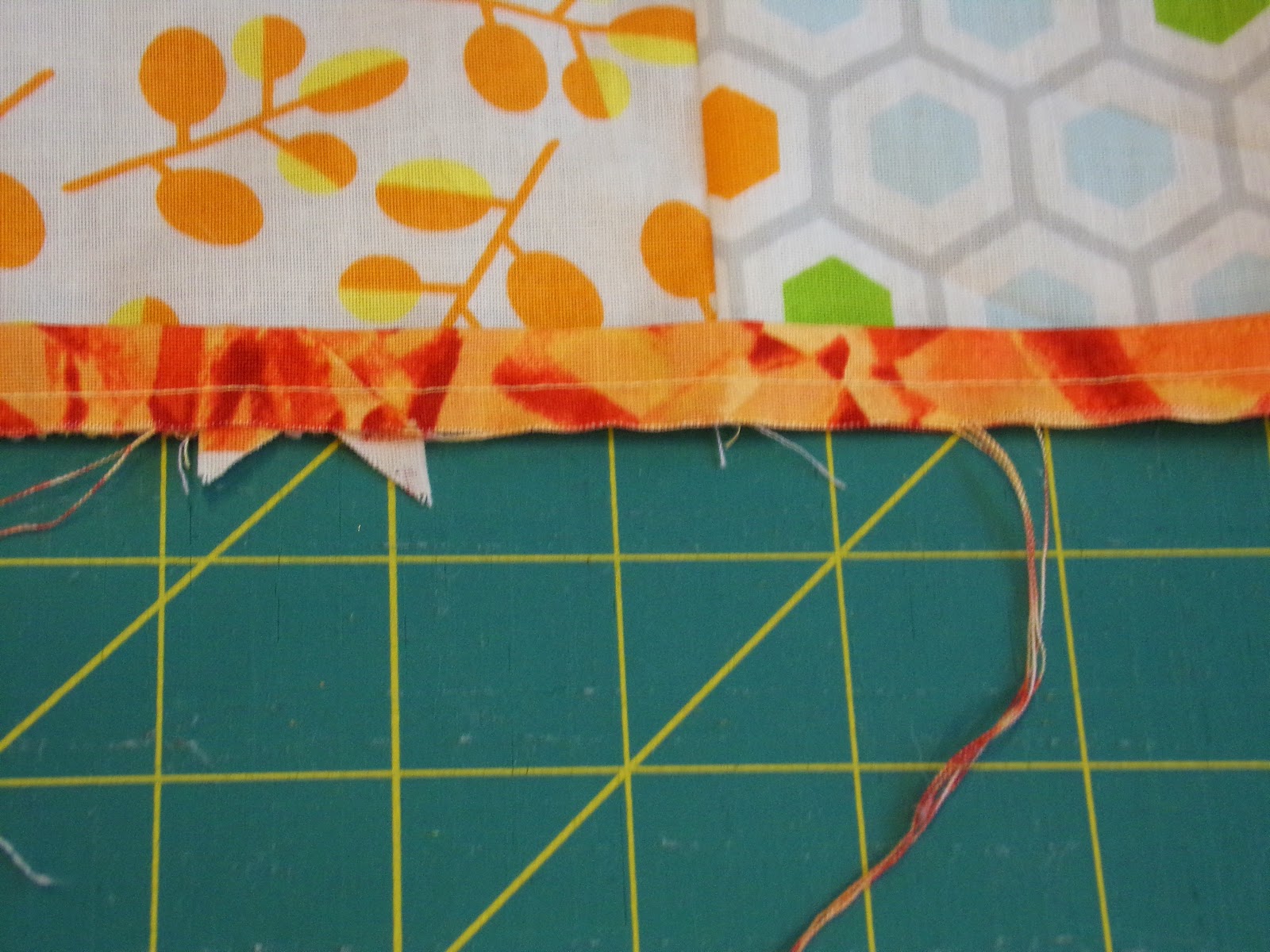 Quilt, sew Happy! FREE TUTORIAL Adding a decorative flange border