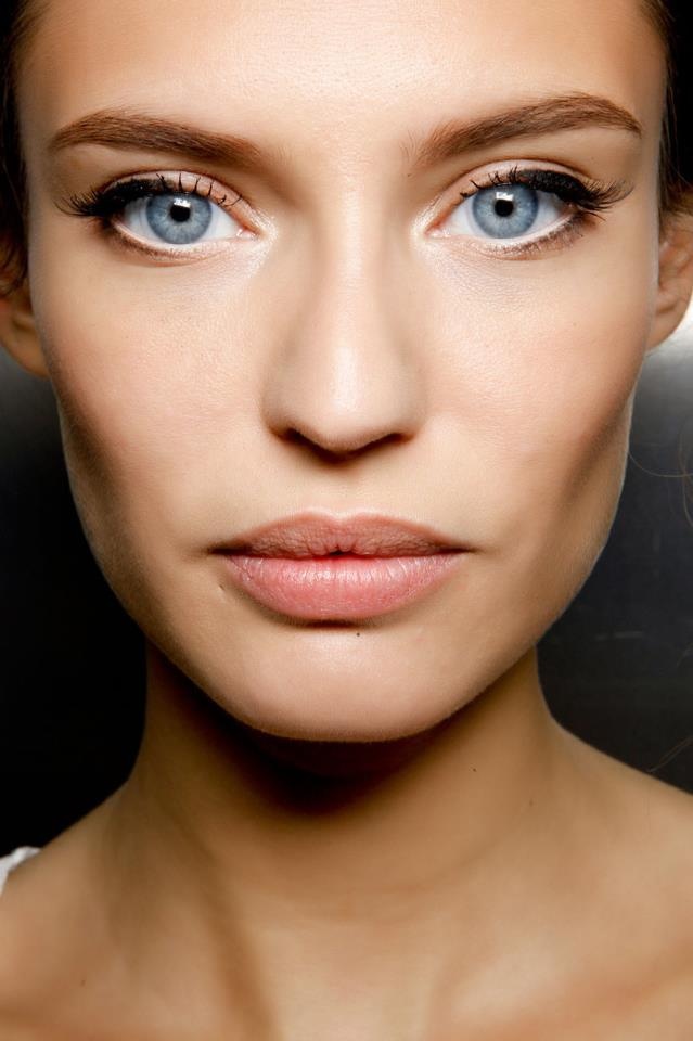 LookBook... Beauty Tips 5 Ways to Wear White Eyeliner