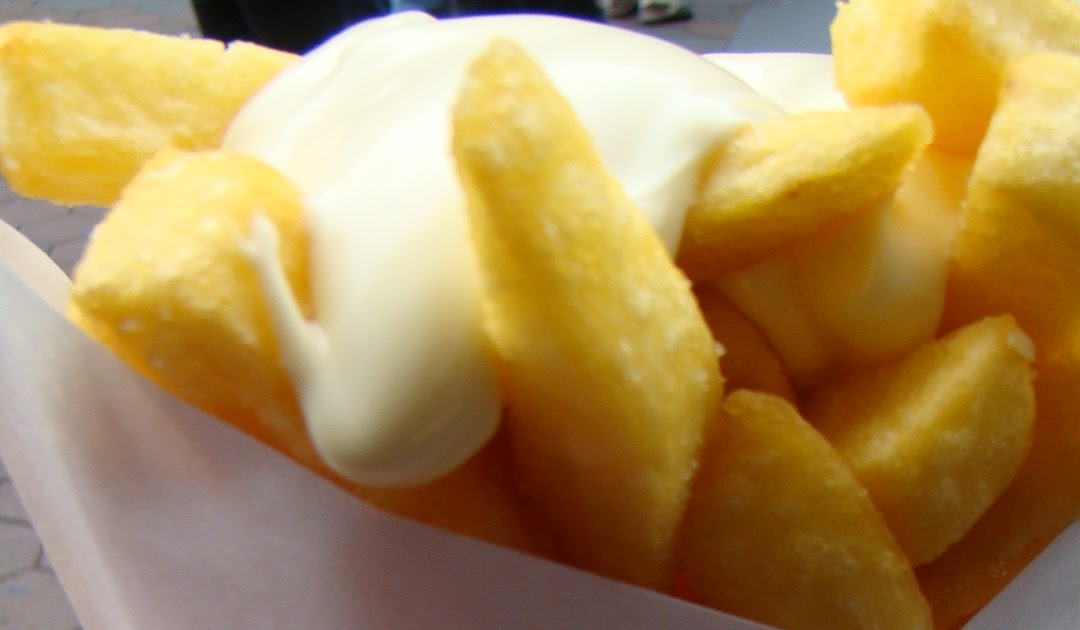 Foods around the world Fritas no cone, um clássico em Amsterdam