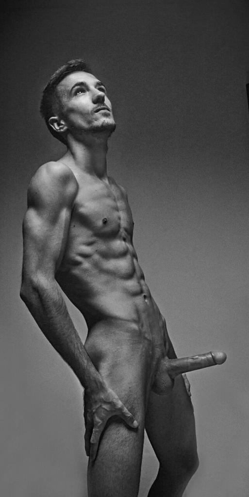 Kendo Ortiz - Shirtless & Naked Pics.