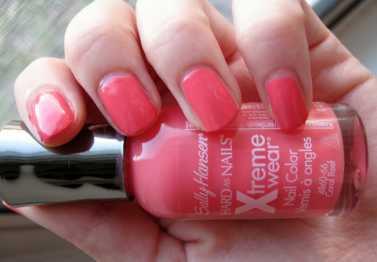 10. Sally Hansen Hard as Nails Xtreme Wear in "Coral Reef" - wide 4