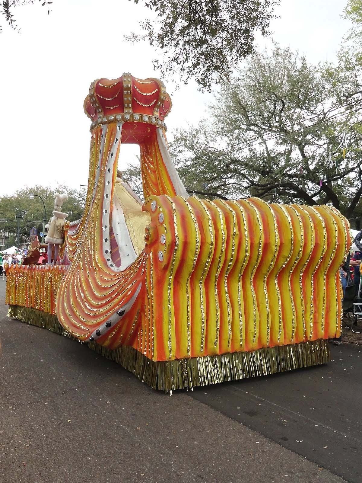 pic journal His Majesty's Bandwagon, The King's Jester