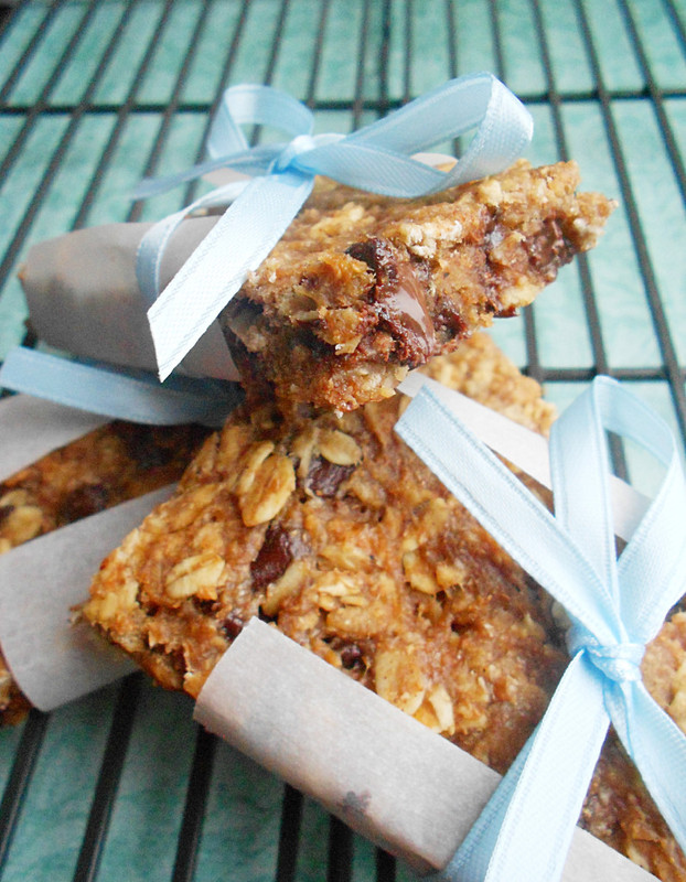 Healthy Banana Oat Snack Bars Confessions of a Confectionista
