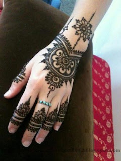 Hand-mehndi-designs