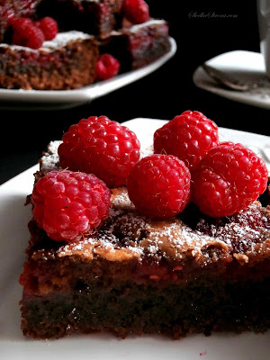 Ciasto Czekoladowe z Malinami (Brownies z Malinami) - Przepis - Słodka Strona