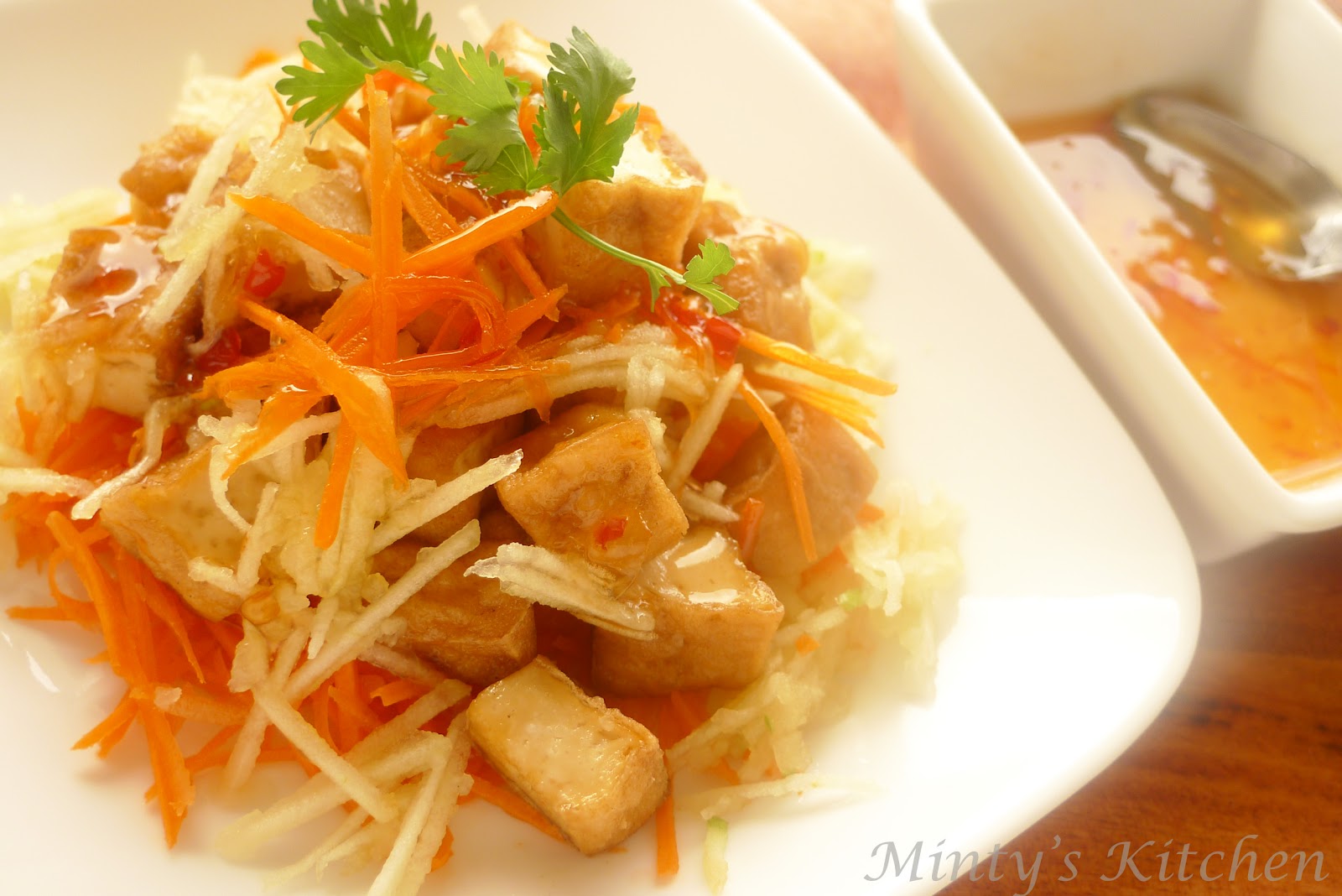 Minty's Kitchen Crispy Tofu with Sweet Chilli Sauce