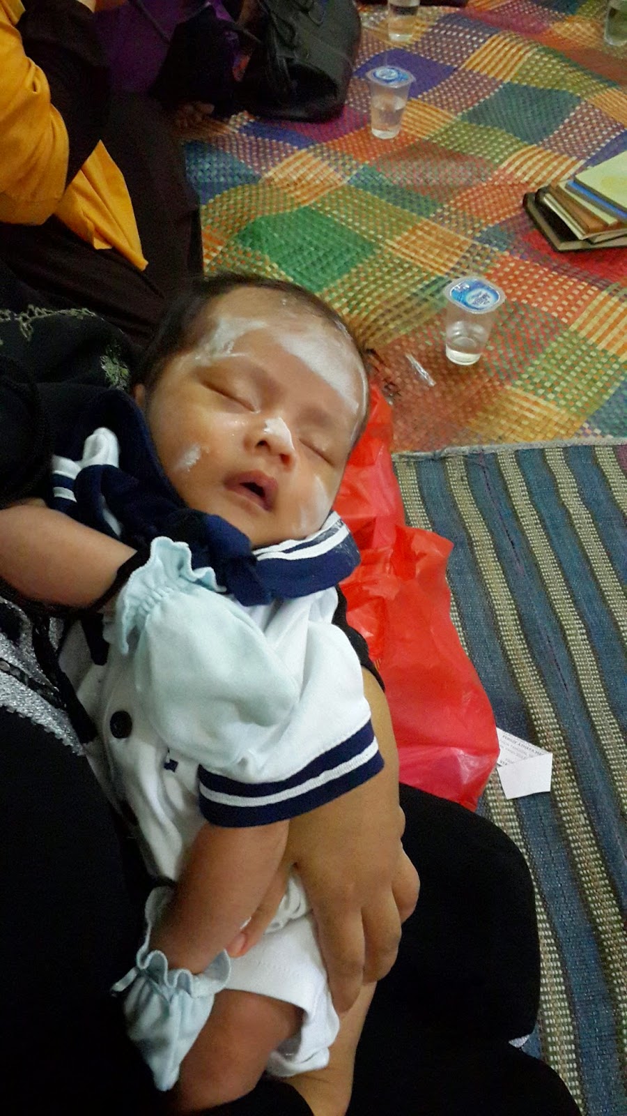 Fergie 1Mo