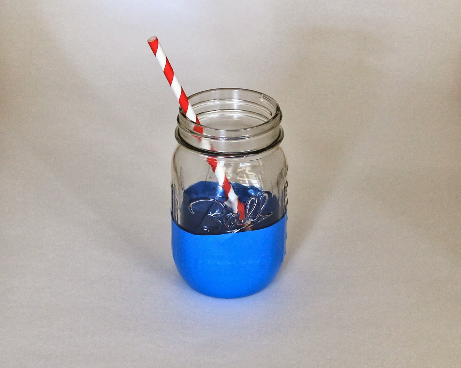 {southern bliss blog} {DIY BalloonDipped Mason Jars}