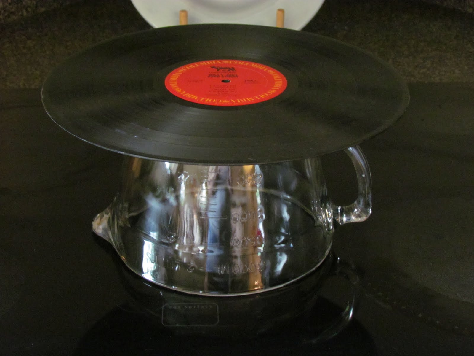 We Can Do It Girls Green Project How to Make a Bowl from a Record