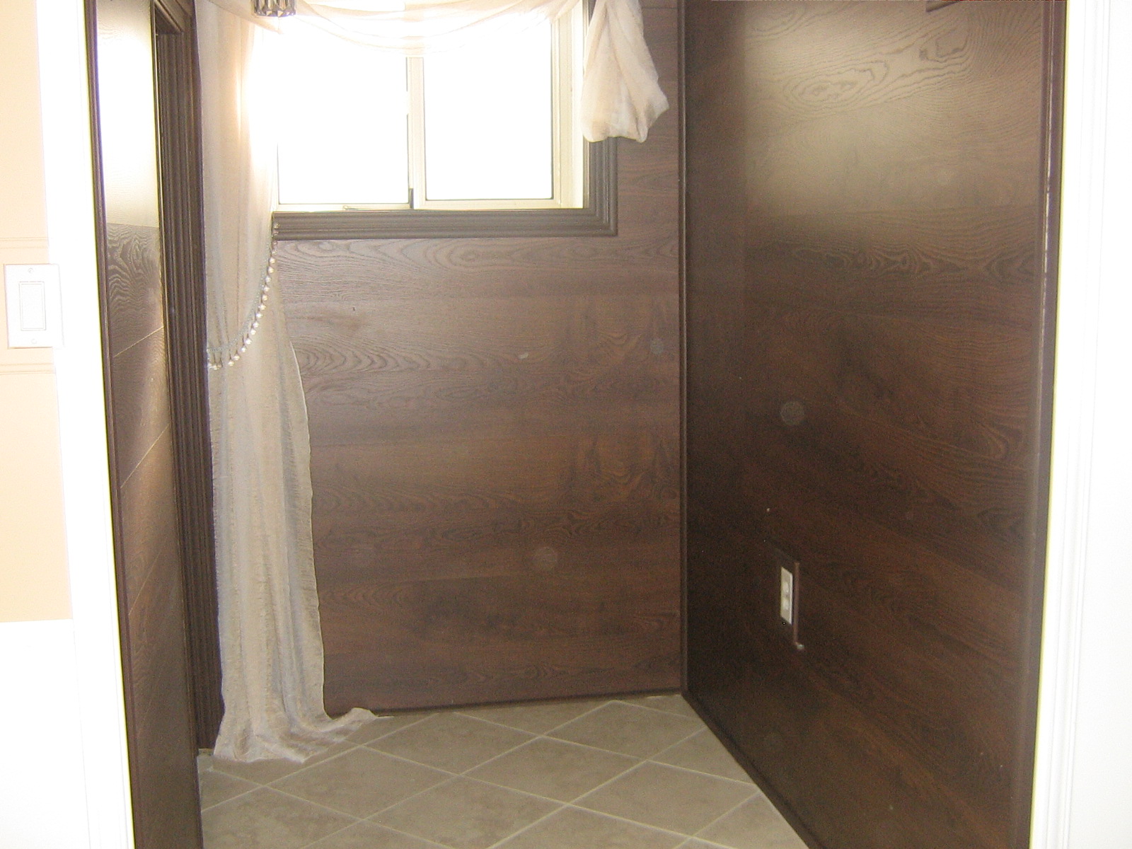 Diy It Now Laminate Flooring On The Wall Huh