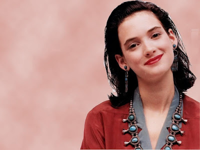 Winona Ryder Lovely Wallpaper