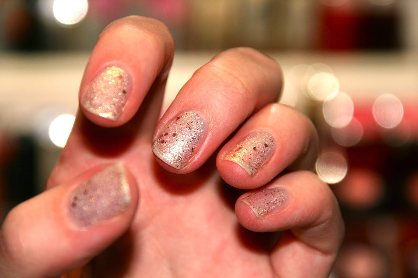 Suzy Qtip Review Catrice Oyster & Champagne nail polish