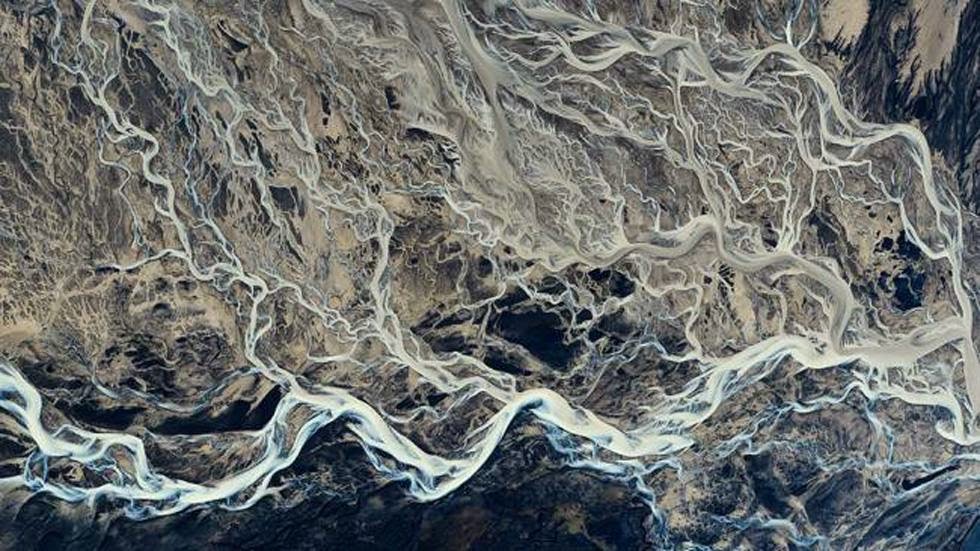 48. Iceland - 50 Stunning Aerials That Will Make You See the World in New Ways (PHOTOS) 48. Iceland - 50 Stunning Aerials That Will Make You See the World in New Ways (PHOTOS)