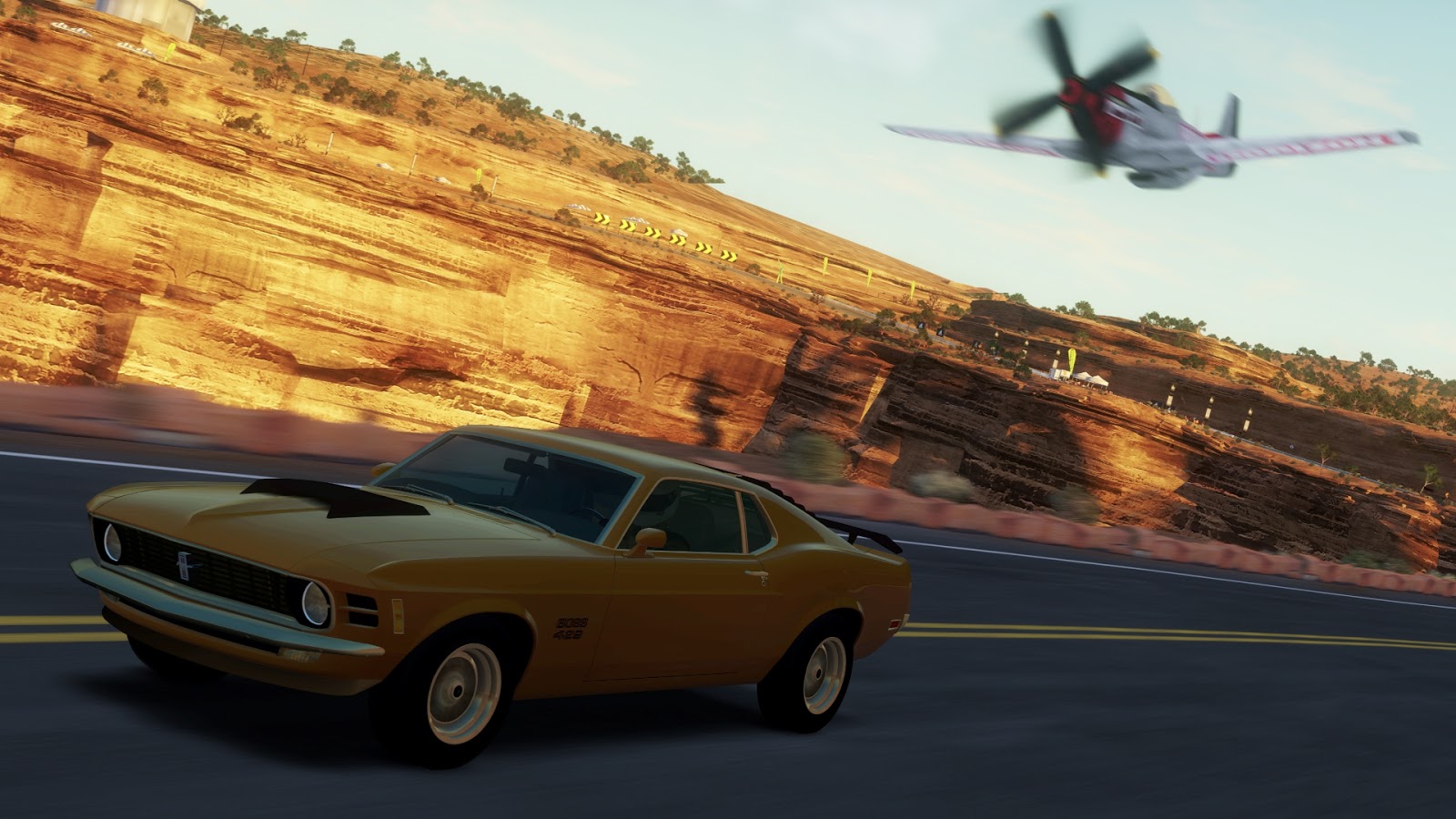 http://3.bp.blogspot.com/-BZWs9YZ-5ys/UJk-adXOtnI/AAAAAAAAAyM/Q2TZ3qJ7Zuc/s1600/Forza-Horizon-1080p-non_watermark-Wallpaper-01-MUSTANG-VS-AIRPLANE.jpg