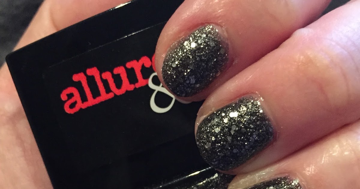 The Beauty of Life ManiMonday Allure & butter LONDON Disco Nap from