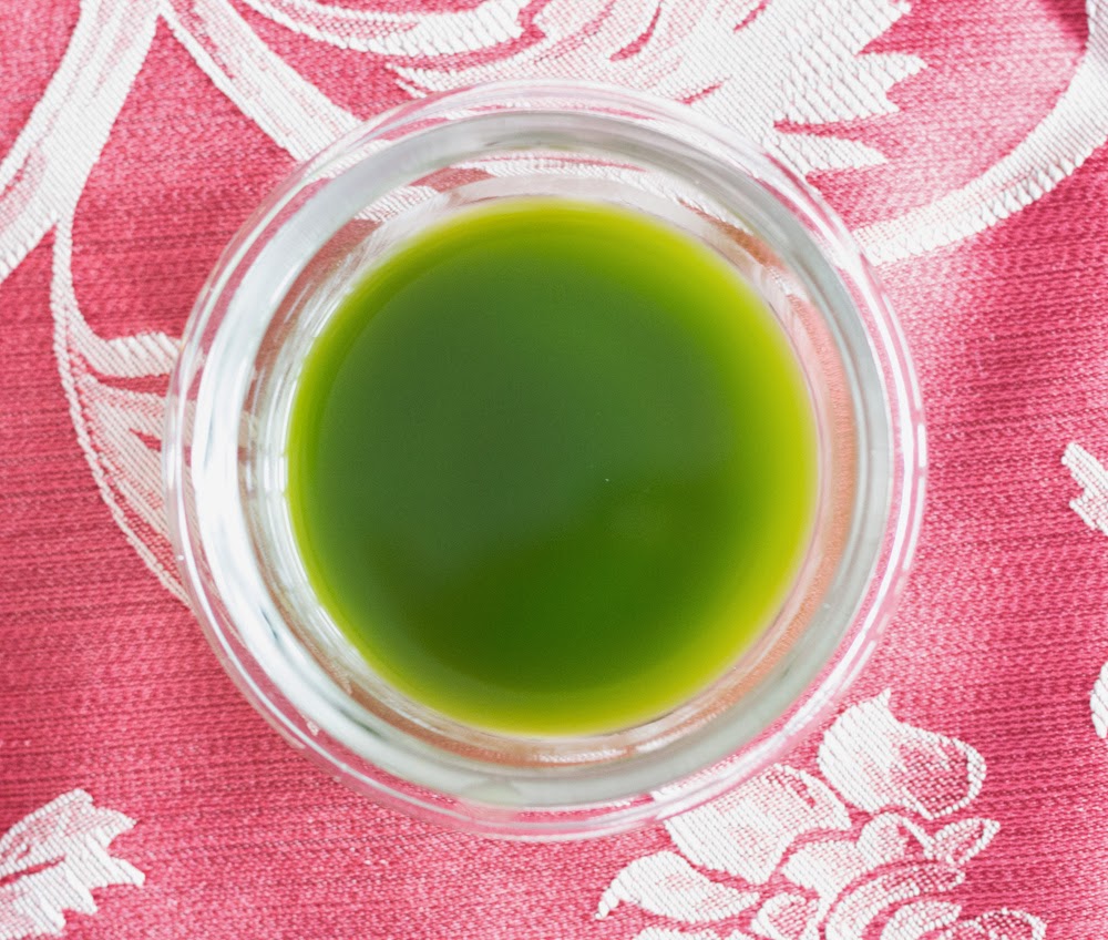 All Natural Pandan Juice The Yummy Journey