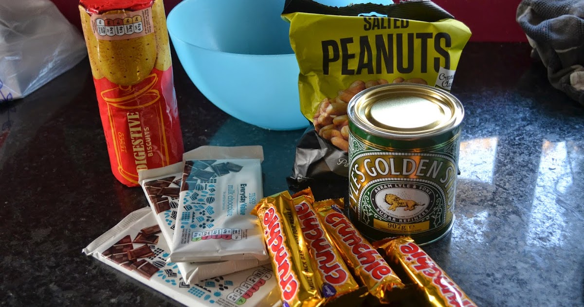 Sweet and Salty Nut Crunch - Homemade Christmas Gifts. | UK Lifestyle