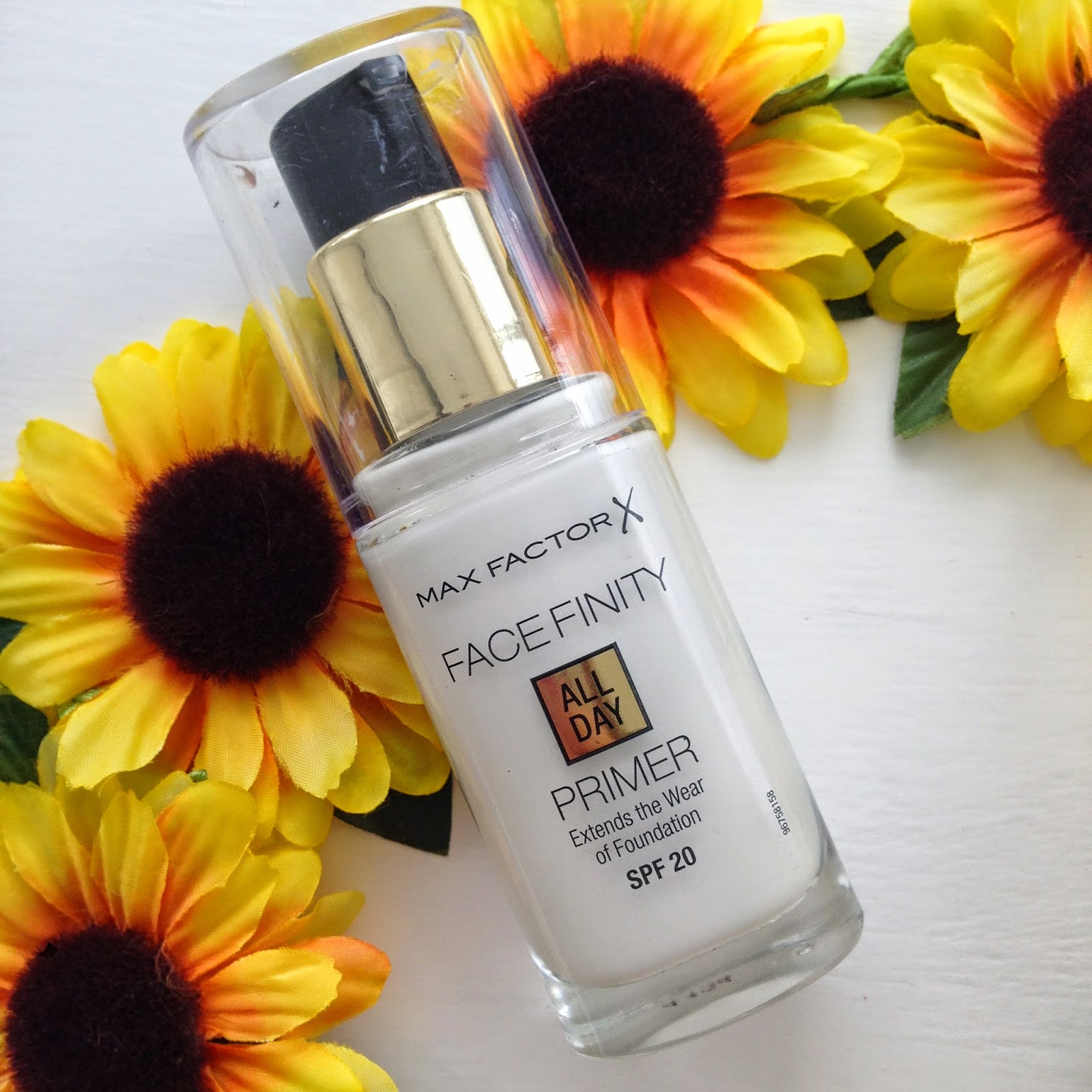 all things beautiful Review Max Factor Facefinity Primer.