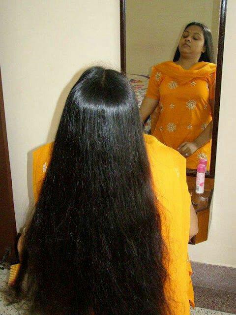 Long Hair Girls Pictures: January 2013