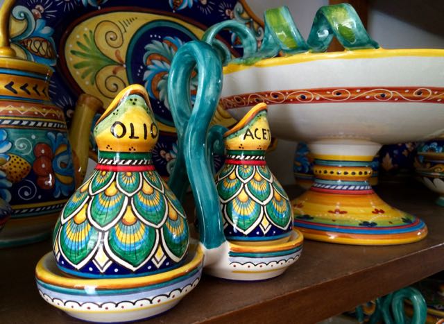 Day Trips from Rome, Ceramic Shopping in Italy