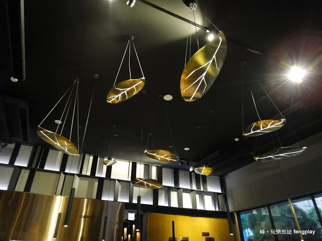 台中MOTTO YAKINIkU 牧島燒肉專門店-有烤肉職人協助你烤肉不怕吃到NG品