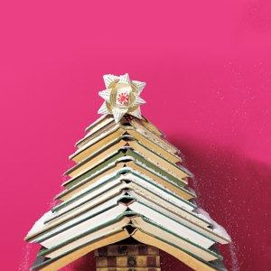 christmas tree of books
