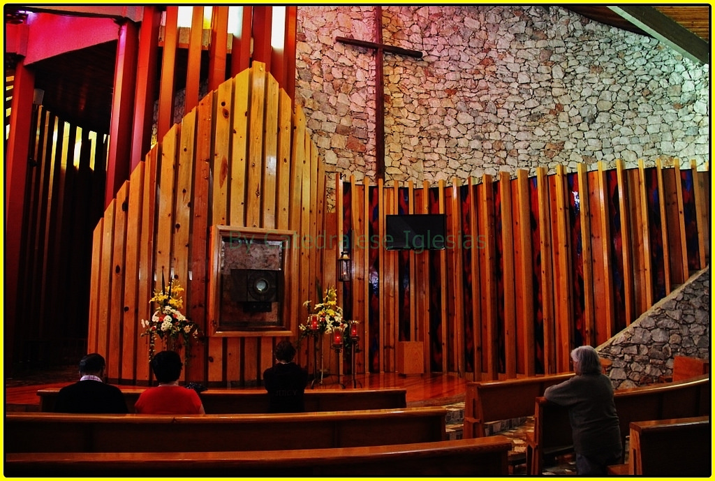 Espacio Religioso: MARIA MADRE DE LA IGLESIA (iglesia de Huexotitla, Puebla,  Pue.)