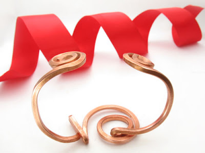 OK bracelet in 10 gauge square copper wire- wirename