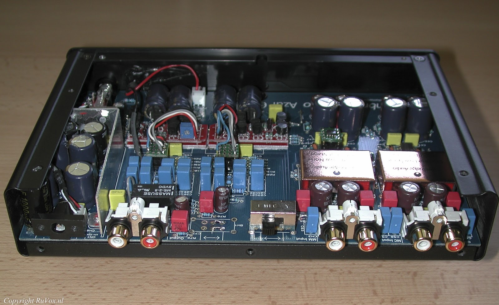 Cambridge Audio RIAAPhono Stage "CP2" (CP2, similar to AZUR 651P) vs