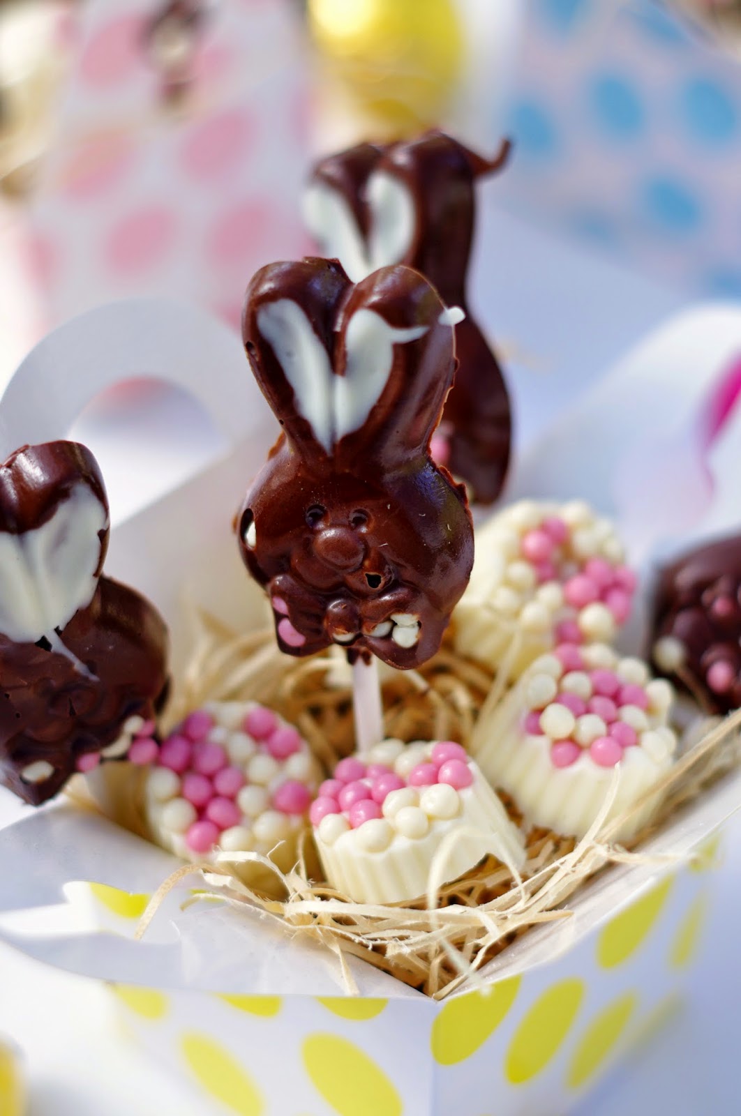 Easter-bunny-chocolate-pops