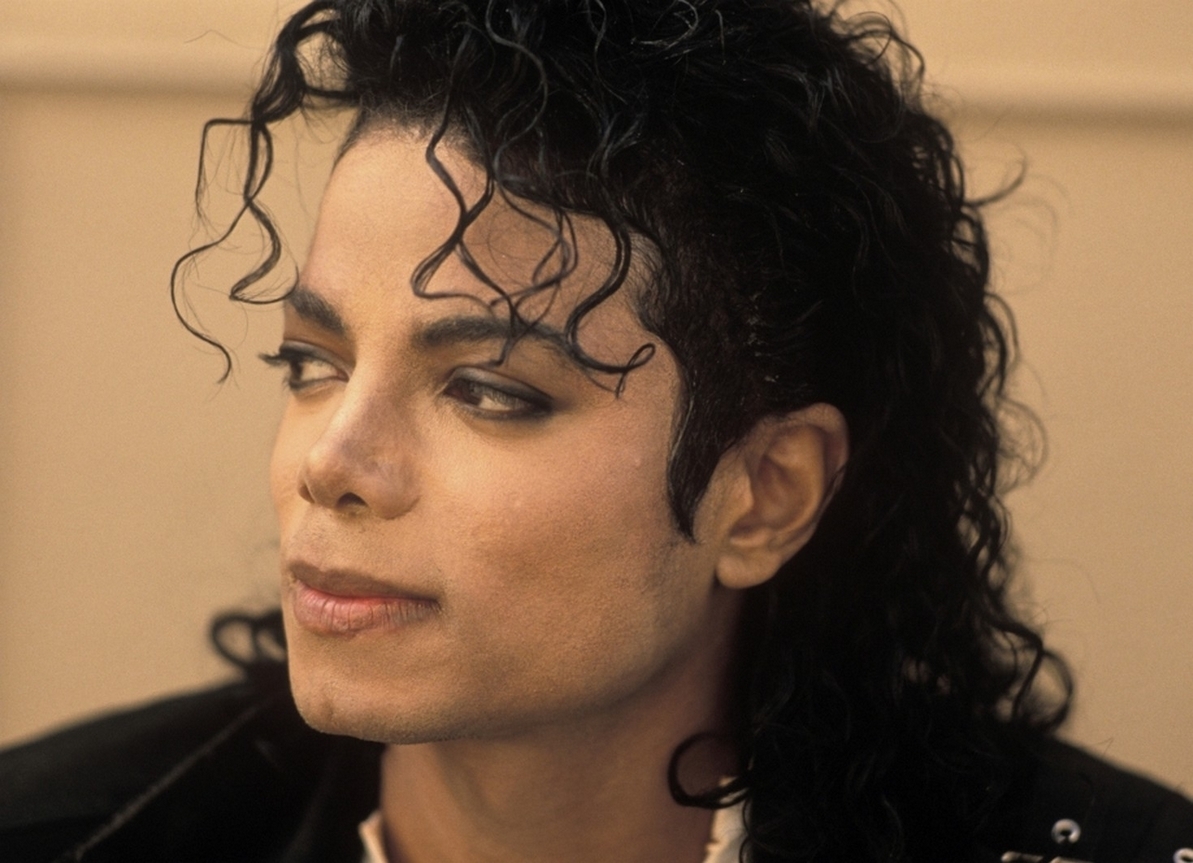 the person i admire is michael jackson The person that i admire the most is michael jackson because he is the sweetest person on earth who wanted to show us something very special and importanthe is a. the person i admire is michael jackson The person that i admire the most is michael jackson because he is the sweetest person on earth who wanted to show us something very special and importanthe is a.