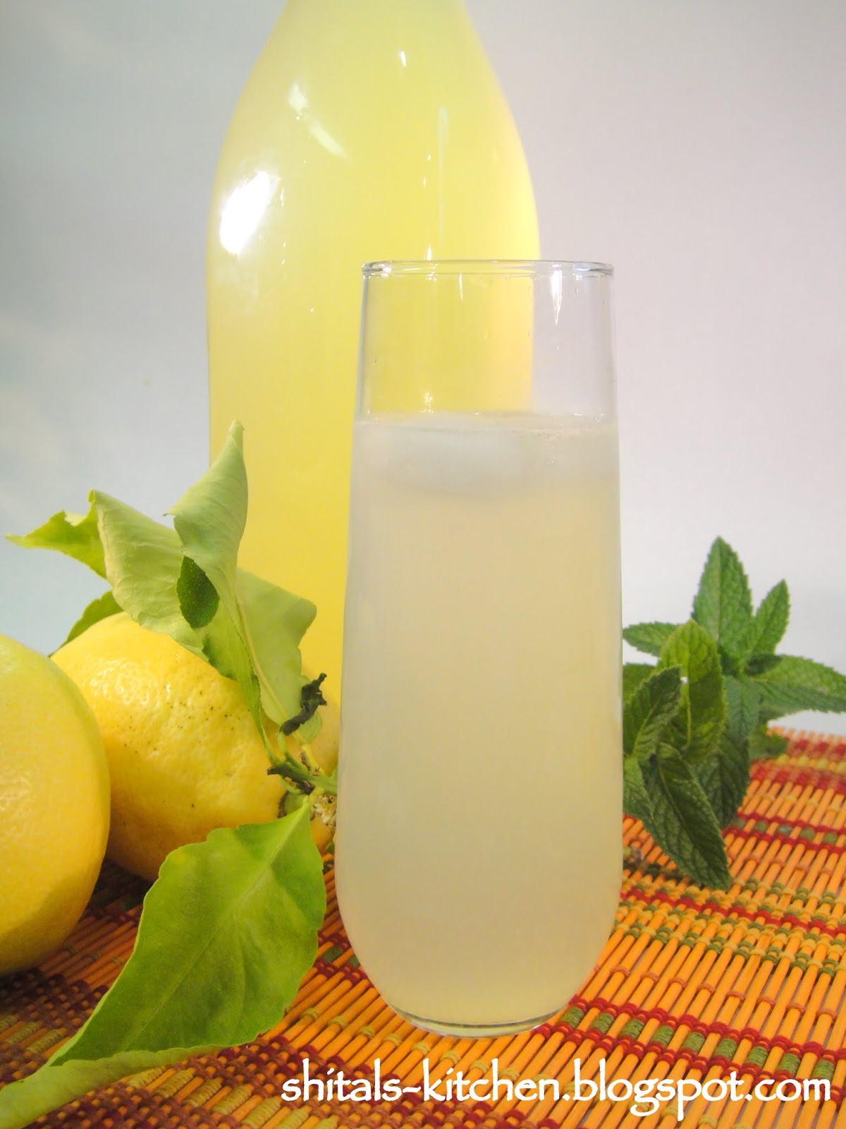 Shital's-Kitchen: Lemon Squash