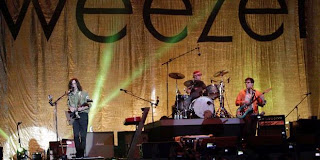 Konser Weezer di Senayan, Jakarta Konser Weezer di Senayan, Jakarta