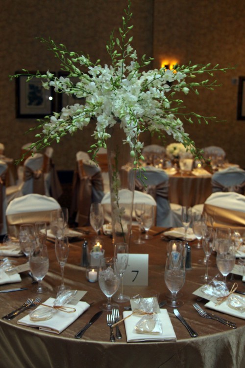 The Thoroughbred Center Easy & Inexpensive Decorations