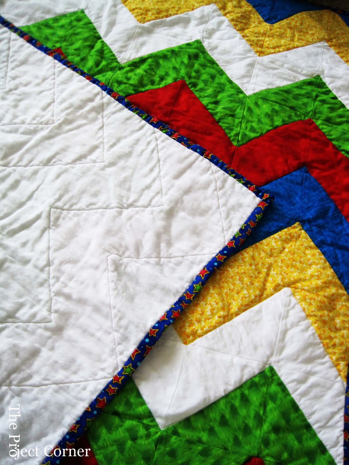 The Project Corner Zig Zag Quilt