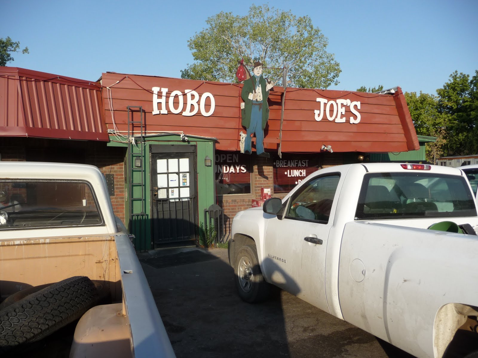 seniors walking across america DAY 240 MADILL LONE GROVE, OKLAHOMA