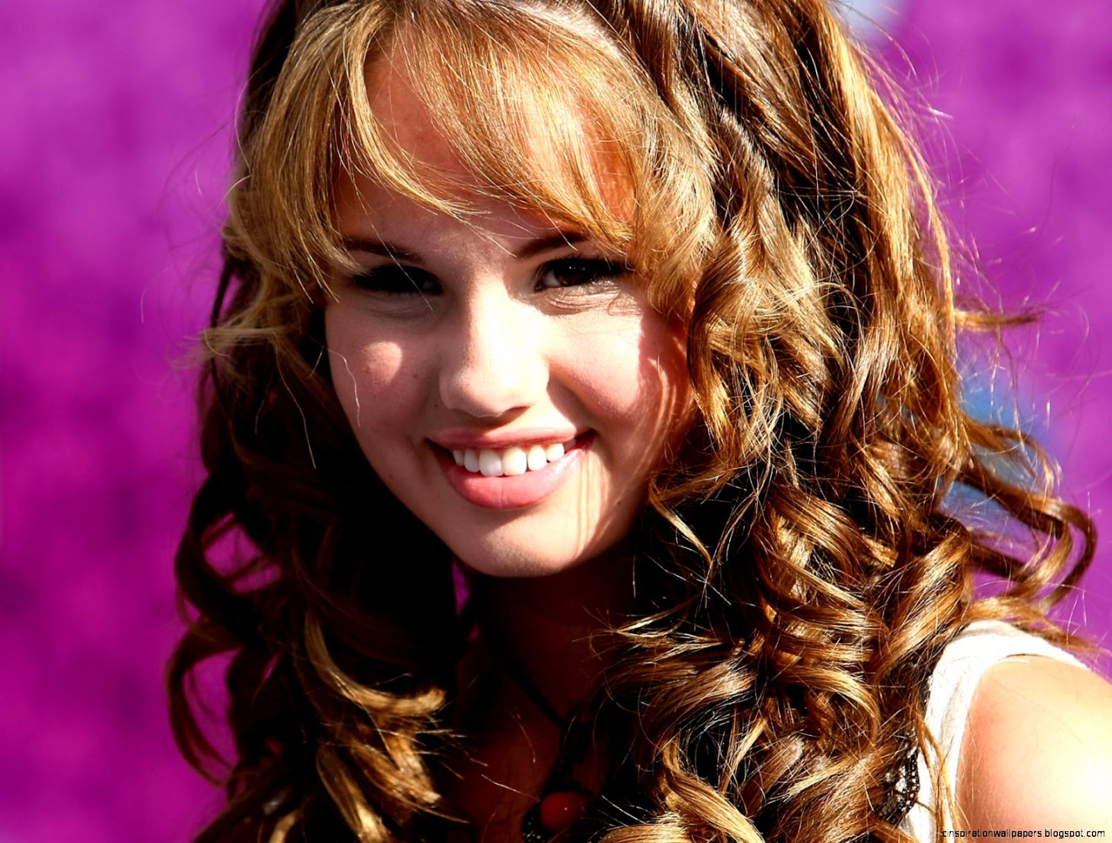 Debby Ryan Curly Hairstyles Debby Ryan Curly Hairstyles