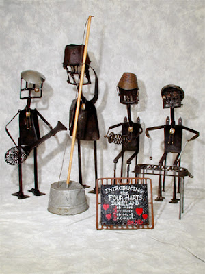 Metal Collectables In Home Interior Design http://homeinteriordesignideas1.blogspot.com/