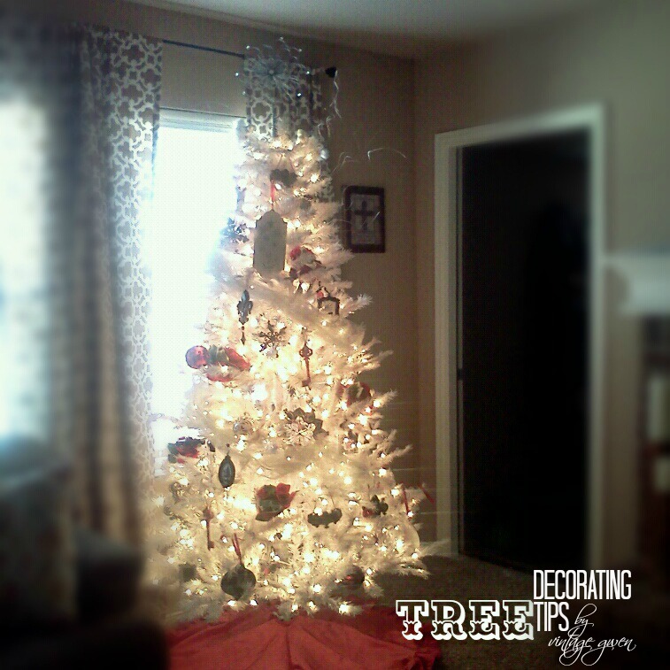 Vintage Gwen {Sharing} Simple Tree Decorating Tips