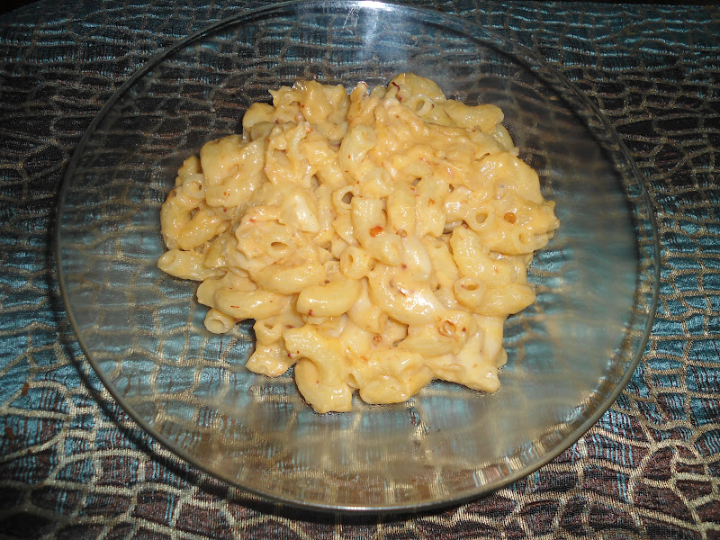 LaLoLaGreenGable: Spicy Macaroni Cheese